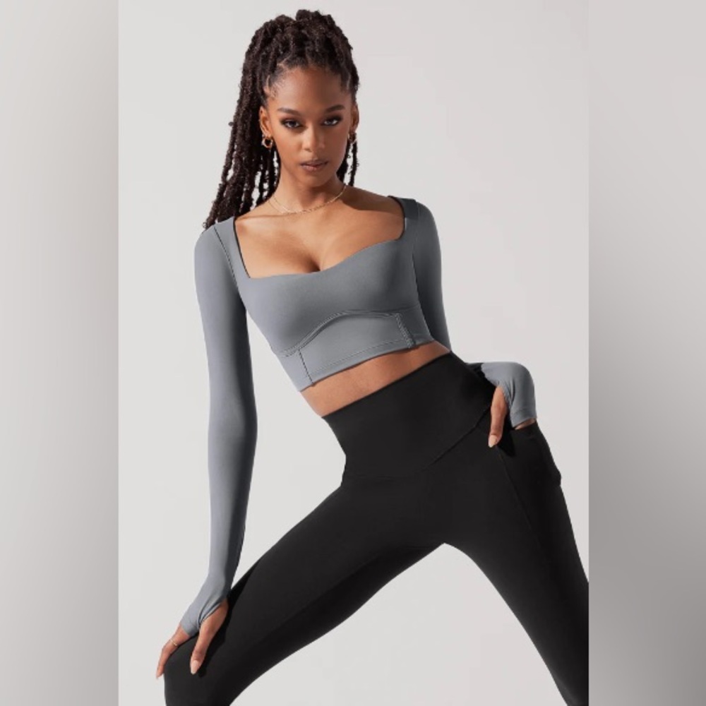 POPFLEX Long Sleeve Crop Top - Cloudy Grey
Size: L